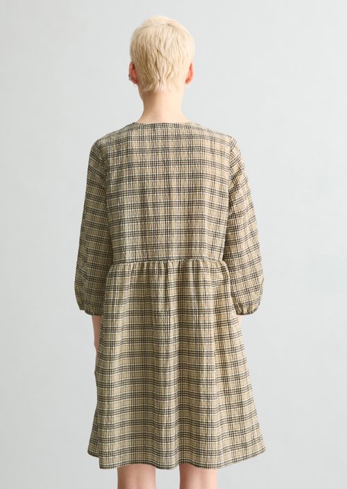Relaxed fit seersucker dress — Offwhite