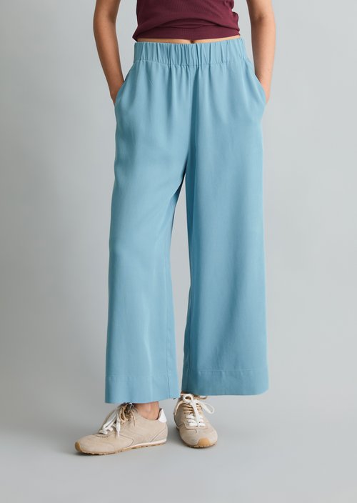 Relaxed pants — Blue Dawn