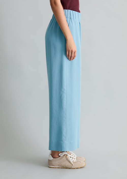Relaxed pants — Blue Dawn