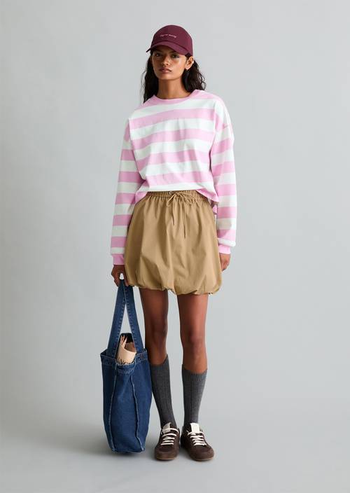 Falda burbuja en forma de A Smoky Pine en vista frontal