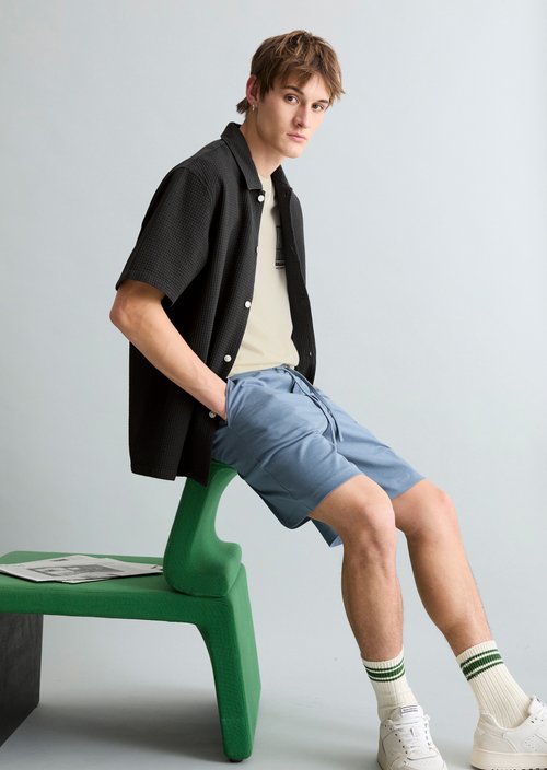 Regular short-sleeved shirt — Broken Graphite