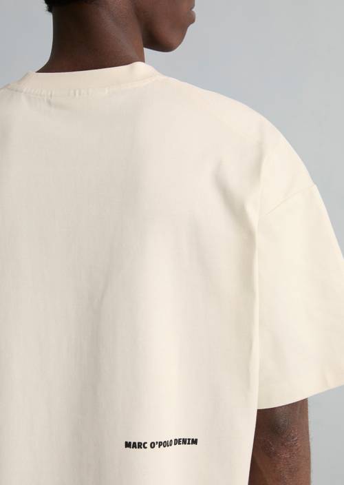 DfC T-shirt oversized White Blush in detailaanzicht