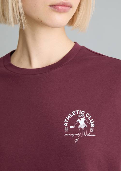 Camiseta DfC relajada Merlot Red en vista detallada