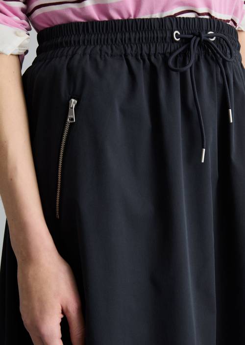 Jupe évasée Blue Depths en vue détaillée