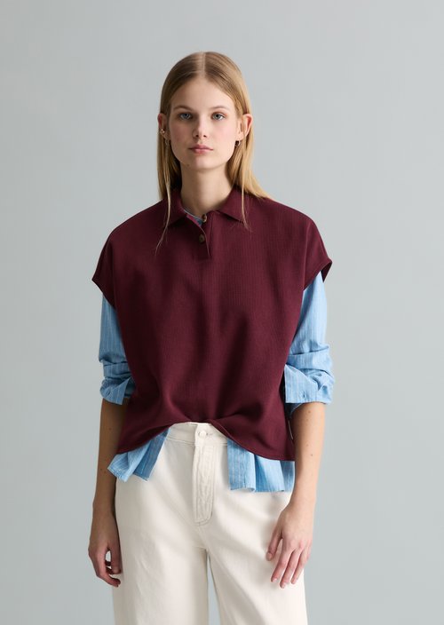 Sleeveless polo shirt wide — Merlot Red