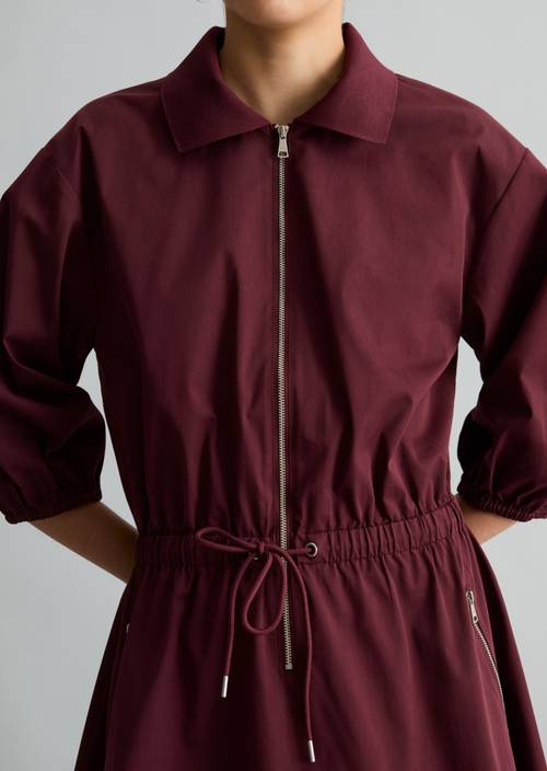Relaxed short dress Merlot Red in detail view