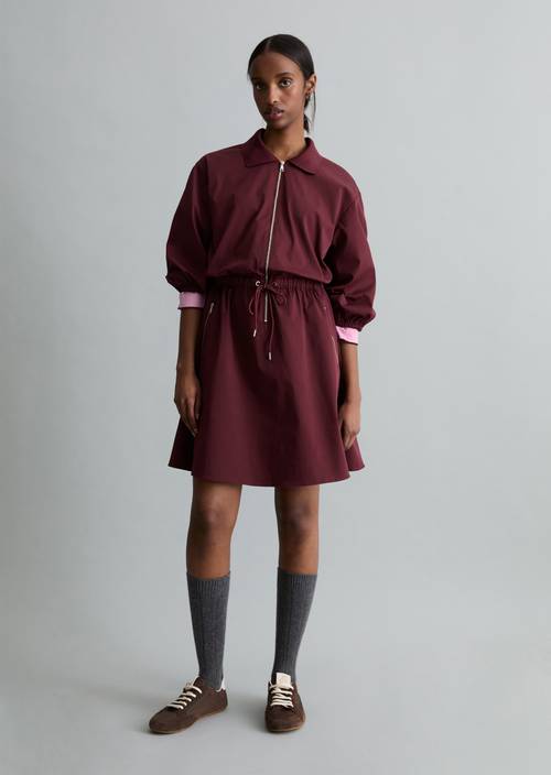 Relaxed short dress Merlot Red in front view