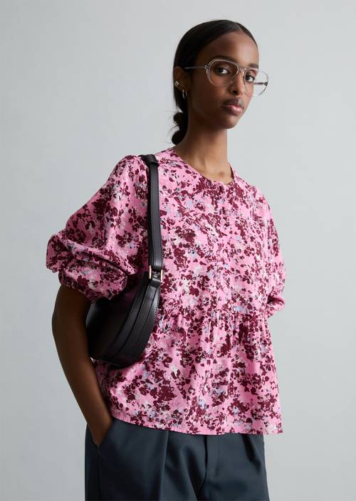 Blusa relajada de arrugas Medium Pink en vista frontal