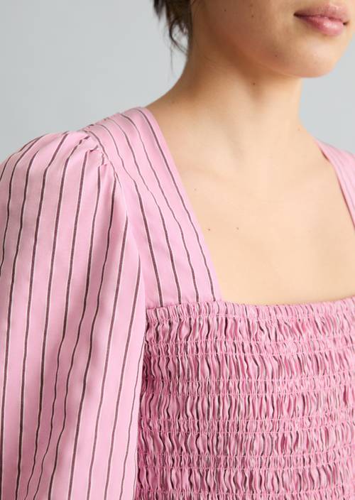 Gestreiftes Kleid Light Pink in Detailansicht