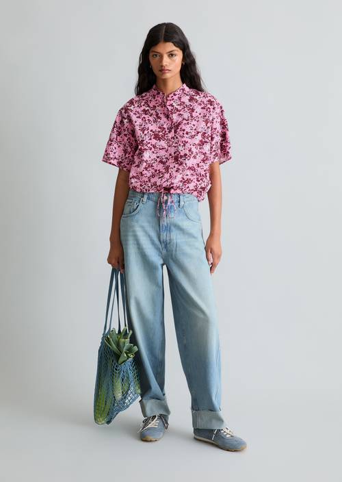 Blusa relajada de manga corta Medium Pink en vista frontal