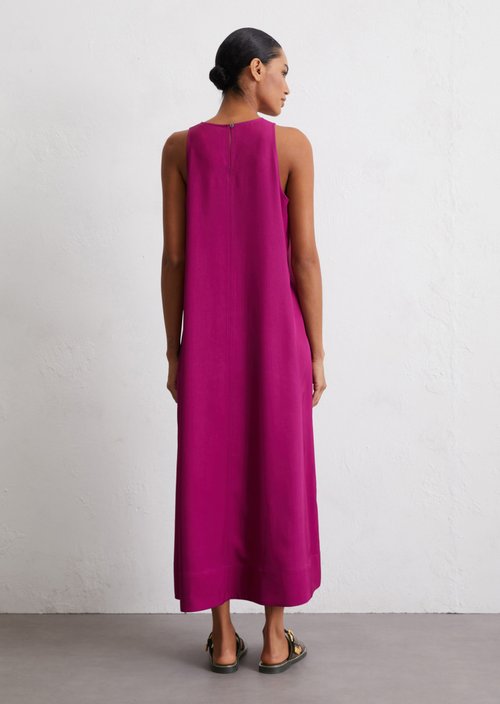 Dress relaxed — Juicy Berry