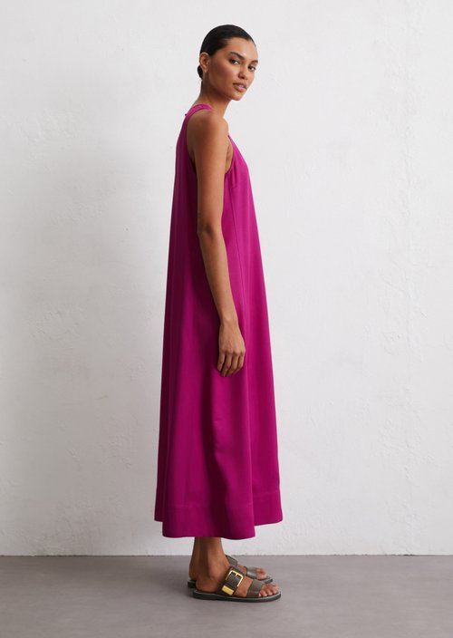 Dress relaxed — Juicy Berry