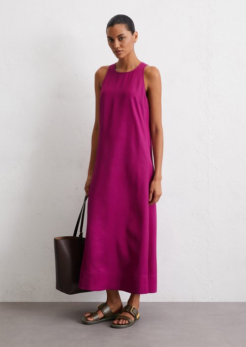 Dress relaxed — Juicy Berry