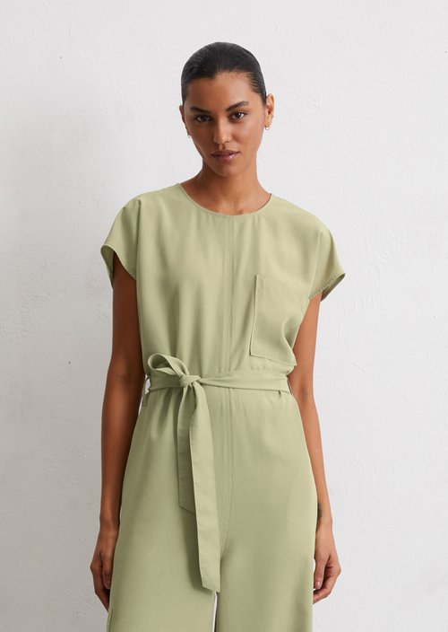 Overall relaxed — Smooth Sage