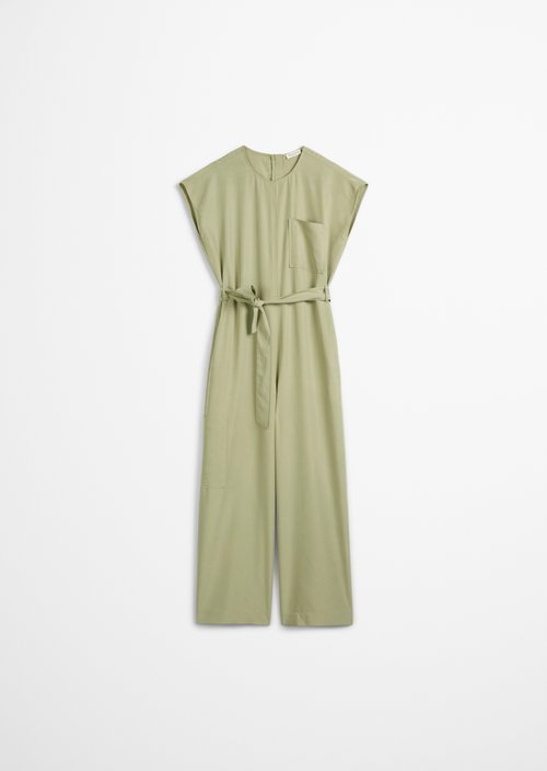 Overall relaxed — Smooth Sage