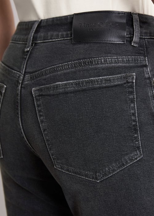 Jeans model Kiruna flared — Black