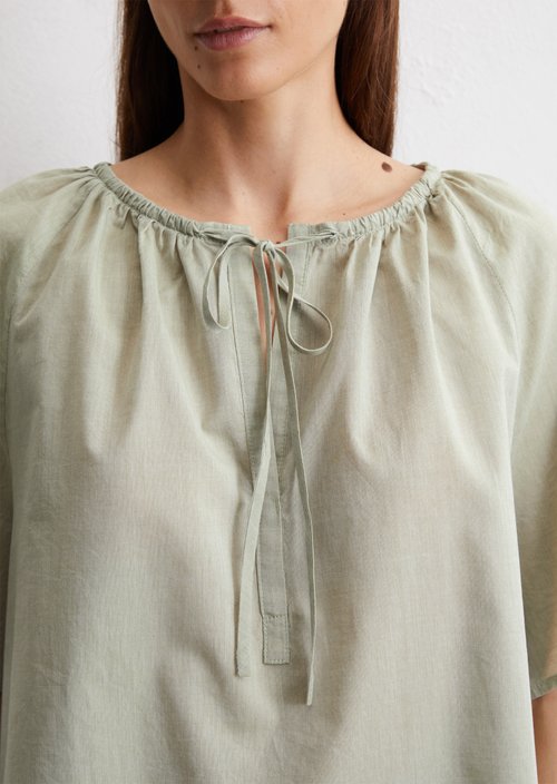 Relaxed short-sleeved blouse — Smooth Sage