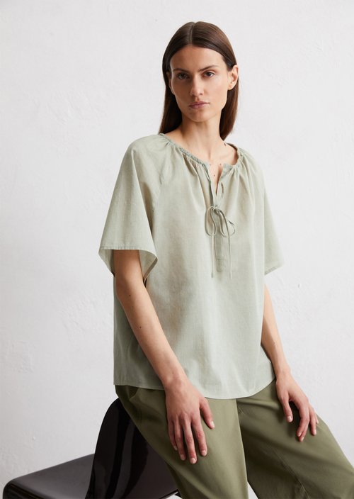 Relaxed short-sleeved blouse — Smooth Sage
