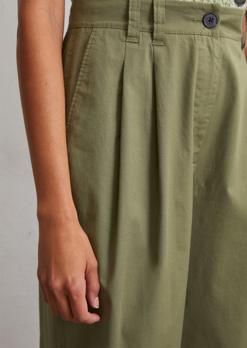 Wide pleated trousers — Olive
