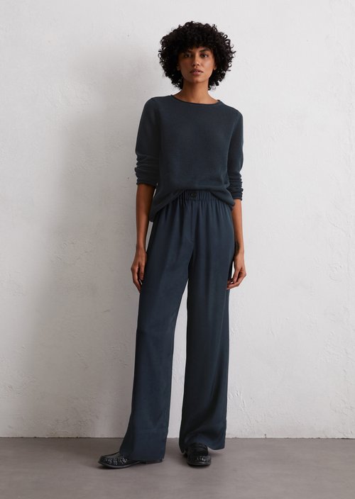 Flowing wide leg pants — Dark Navy
