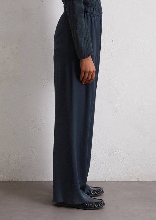 Flowing wide leg pants — Dark Navy