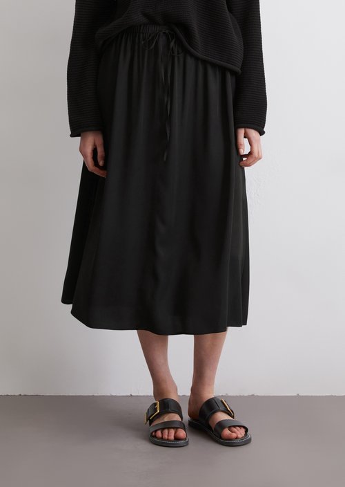 A-line skirt — Black