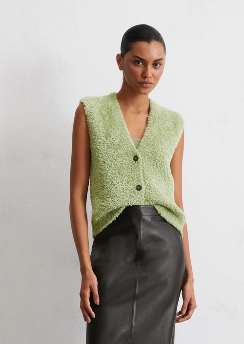 Fuzzy knit vest regular — Smooth Sage