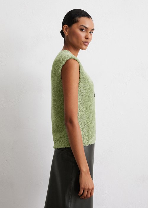 Fuzzy knit vest regular — Smooth Sage
