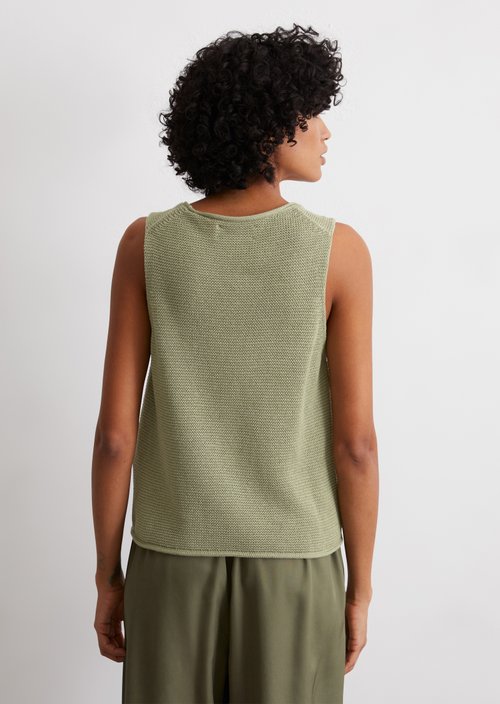 Sleeveless sweater regular — Smooth Sage