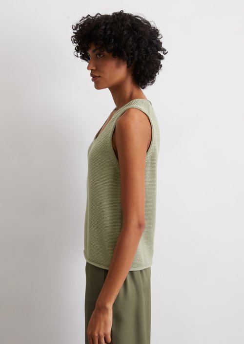 Sleeveless sweater regular — Smooth Sage