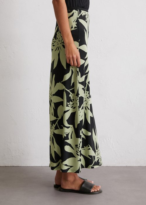 A-line jersey skirt — Black