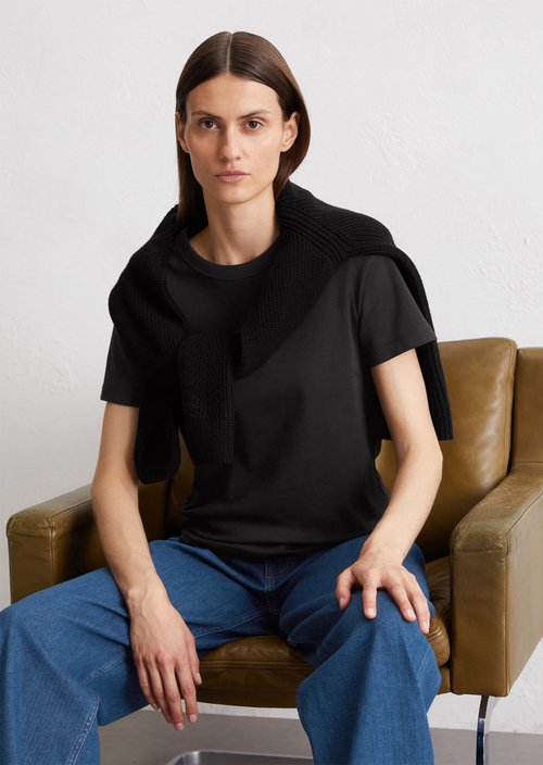 Relaxed T-shirt — Black