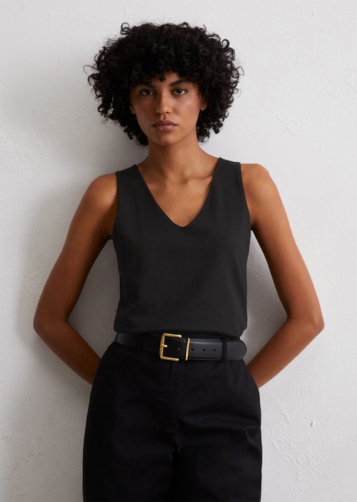 V-neck top slim — Black