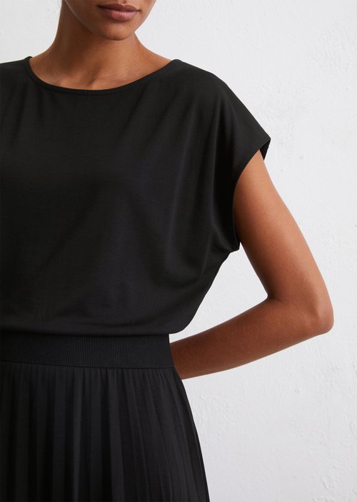 Jersey dress with elastic waist — Black