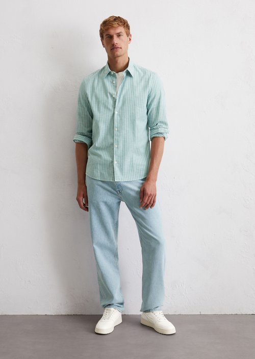 Shirt shaped — Medium Green