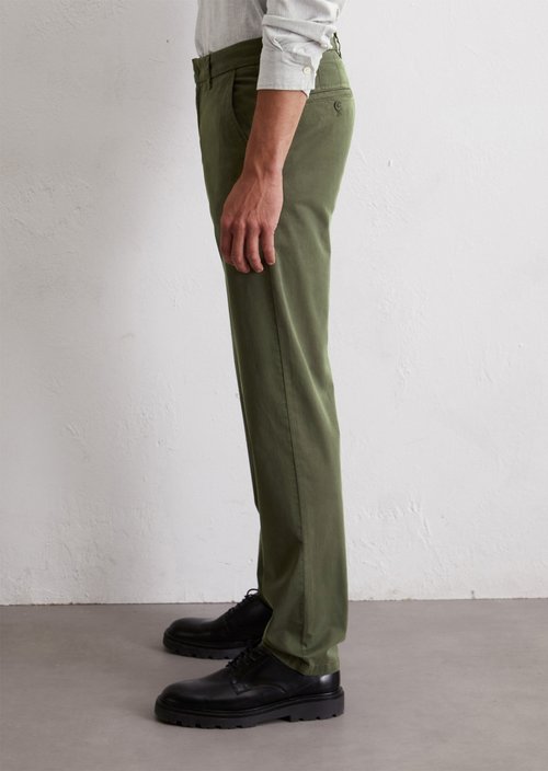 Chino model Osby tapered — Copley Brown