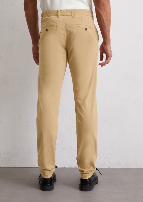 Chino model Osby tapered — Smoky Pine