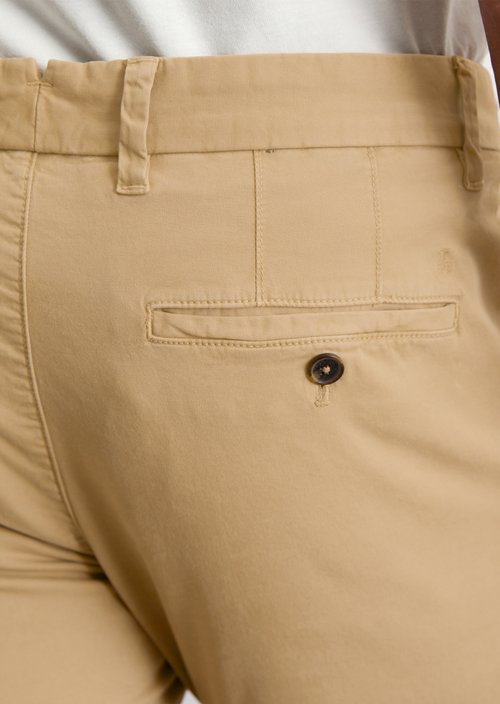 Chino model Osby tapered — Smoky Pine