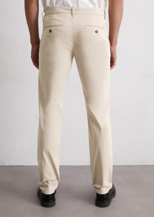 Chino model Stig shaped — Misty Grey