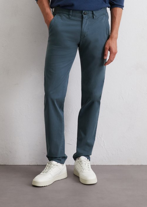 Chino model Stig shaped — Stormy Blue