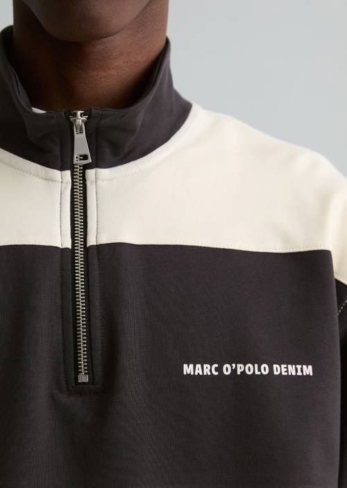 Sweat-Troyer relaxed Black in Detailansicht