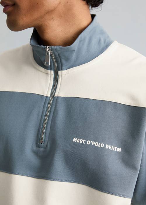 Sweat-Troyer relaxed Light Blue in Detailansicht