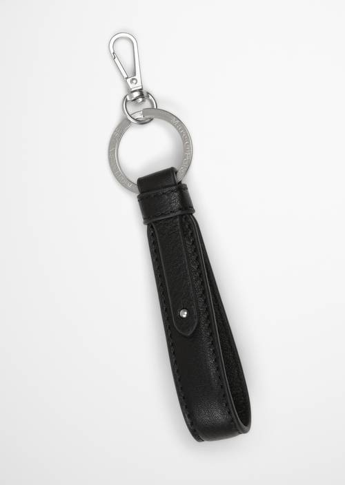 Přívěsek na klíče Black v předním pohledu