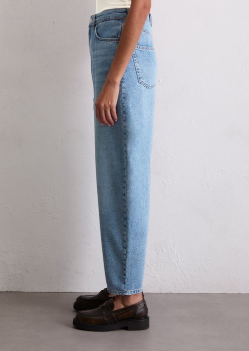 Jeans model Lara barrel cropped — Light Blue