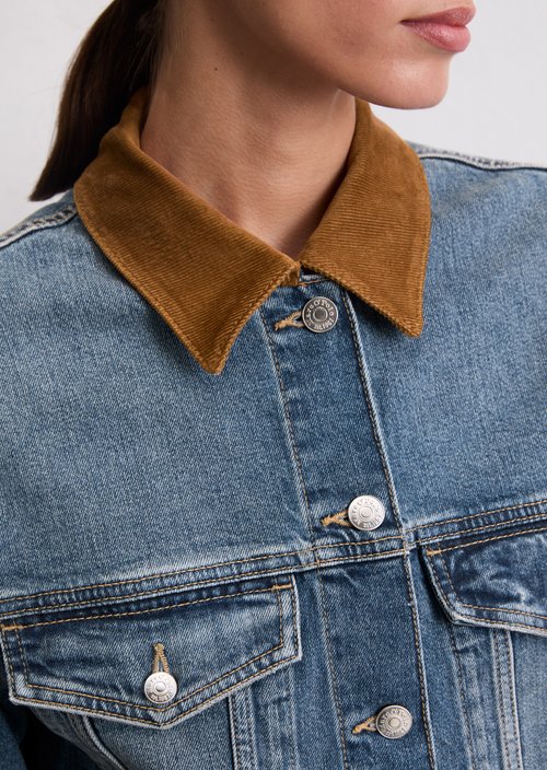 Barn-style relaxed denim jacket — Medium Blue