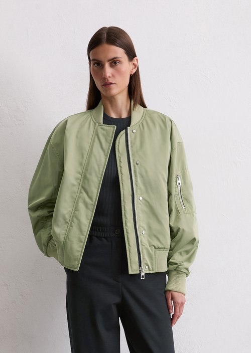 Blouson Travel Collection — Smooth Sage