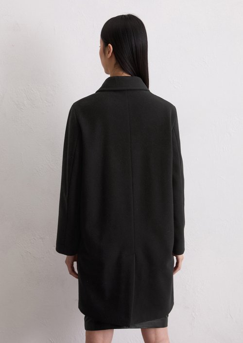 Regular coat — Black