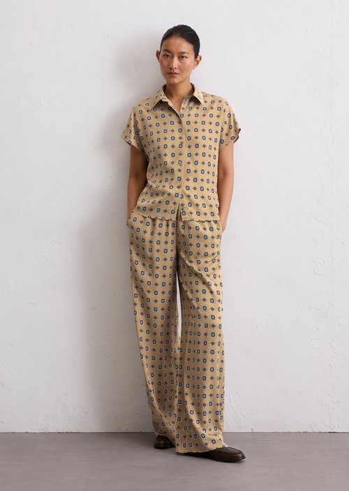 Regular patterned blouse — Medium Beige