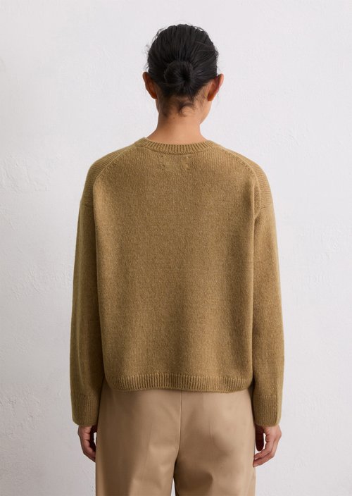 Loose knit sweater — Salted Caramel