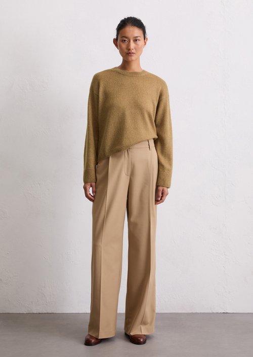 Loose knit sweater — Salted Caramel